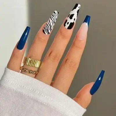 24pcs/set Medium Long Gradient Artificial Nails With Simple Black And White Cow