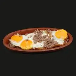 Eggs With Qawarma