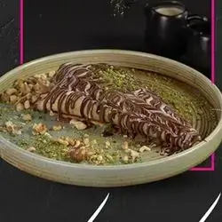 Nuts Crepe