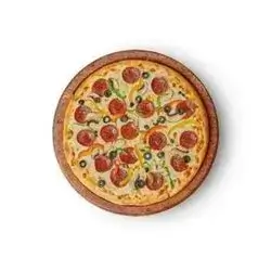 Vegetable And Pepperoni Pizza