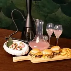 ژوانی ئۆکتۆ بۆ ٢ کەس