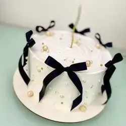 Medium Cake