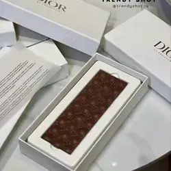 Dior milk Tablette 