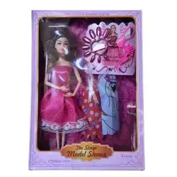 Model Shows Toy