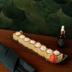 Green Crunch Crab Roll