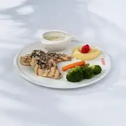 Chicken Fillet With Mushroom Sauce