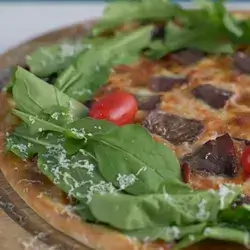 Basterma Pizza