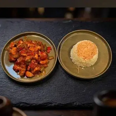 Chicken Qaliya Sel
