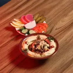 Hummus With Meat Plate