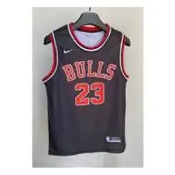 basket ball jersey bulls black red x large