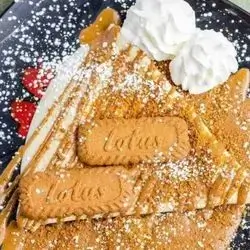 Lotus Crepe