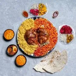 مەنسەفی مریشکی پڕکراو