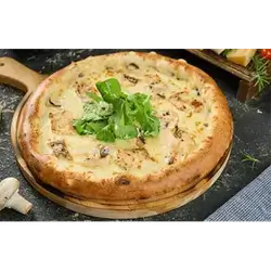Chicken Alfredo Pizza