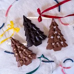 Dark Caramel Filled Chocolate Tree