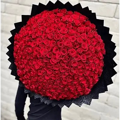 VIP Bouquet Of Red Flowers, 400 Flowers