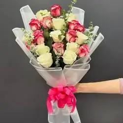 Natural Bouquets Of White And Pink Roses