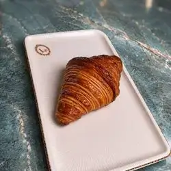 Plain croissant