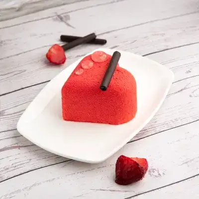 Strawberry Mousse Cake
