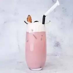 Strawberry Kiss