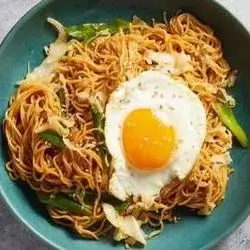 Fried Egg Noodles