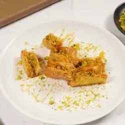 Turkish Shafaif With Pistachio