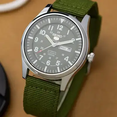 SEIKO SPORTS WATCH