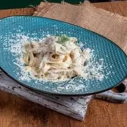 Fettuccine Alfredo