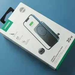 Ugreen Magnetic Wireless Power Bank (10,000mAh) with Stand
