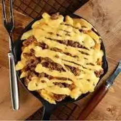 Fries with Cheese and Meat