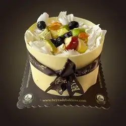 Double White Chocolate Fruit Cake - 4 Person
