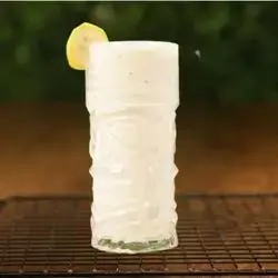 Banana And Milk Juice