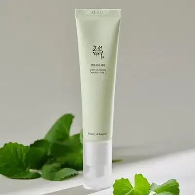 Light On Serum : Centella + Vita C