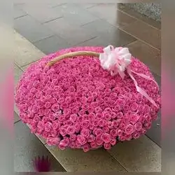 Large Imported Natural Flower Basket – 666 Flowers