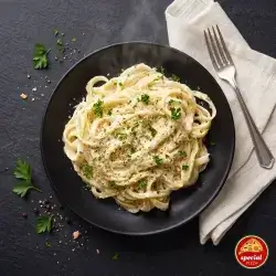 Alfredo Pasta With Mushroom