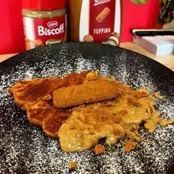 Smashed Lotus Croissant