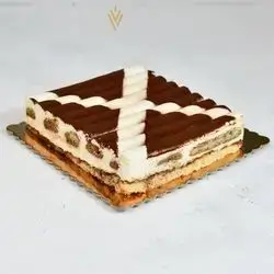 Tiramisu Cake - 19 Cm