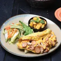 Hot Dog Omelette 