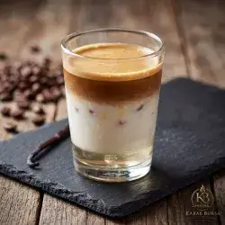 Iced Vanilla Latte