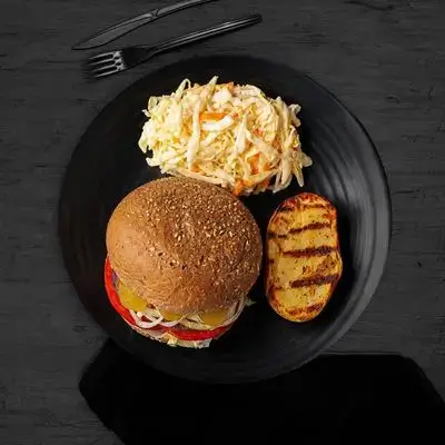 Classic Burger (498 Cal | P:39G)