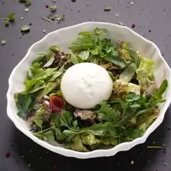 Lezzet Signature Salad