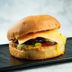 Meat Burger With Cheese