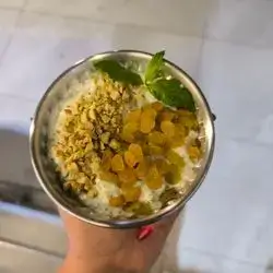 خیار و ماست