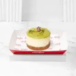 Pistachio cheesecake