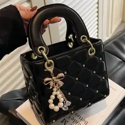 Fashionable Women's Handbag