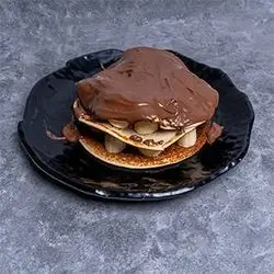 Snickers Pancakes