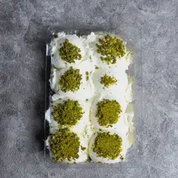 Milk And Pistachio Ice Cream - Half Kilo