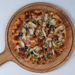 Chicken And Vegetable Pizza