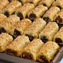 Date and sesame Klija