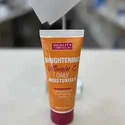 BEAUTY FORMULAS Brightening VITAMIN C Daily Moisturiser A Light Hydrating Cream