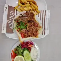 Qouzi Sandwich